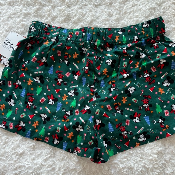 old navy X disney christmas pj shorts - Picture 4 of 4